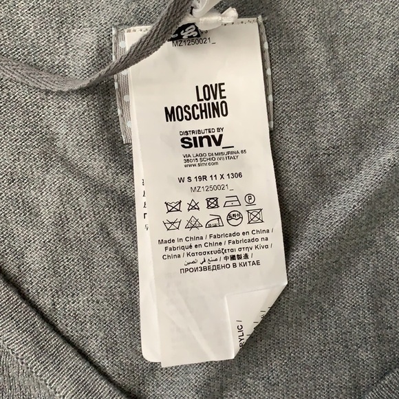 Nwt Love Moschino Grey Long Sleeve Button Front Short Romper - Picture 5 of 8